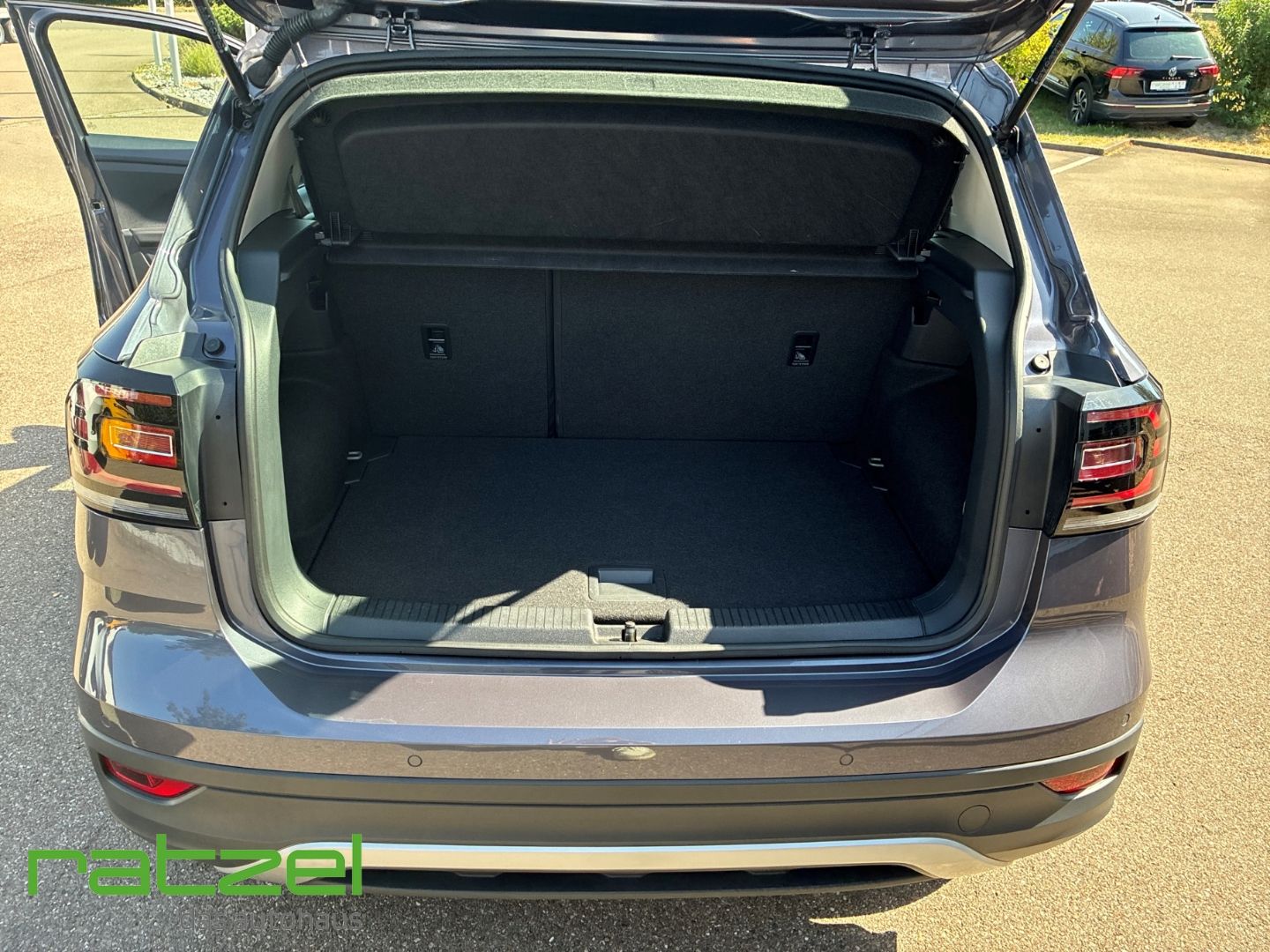 Fahrzeugabbildung Volkswagen T-Cross Style 1.0 TSI DSG LED Dyn. Kurvenlicht A