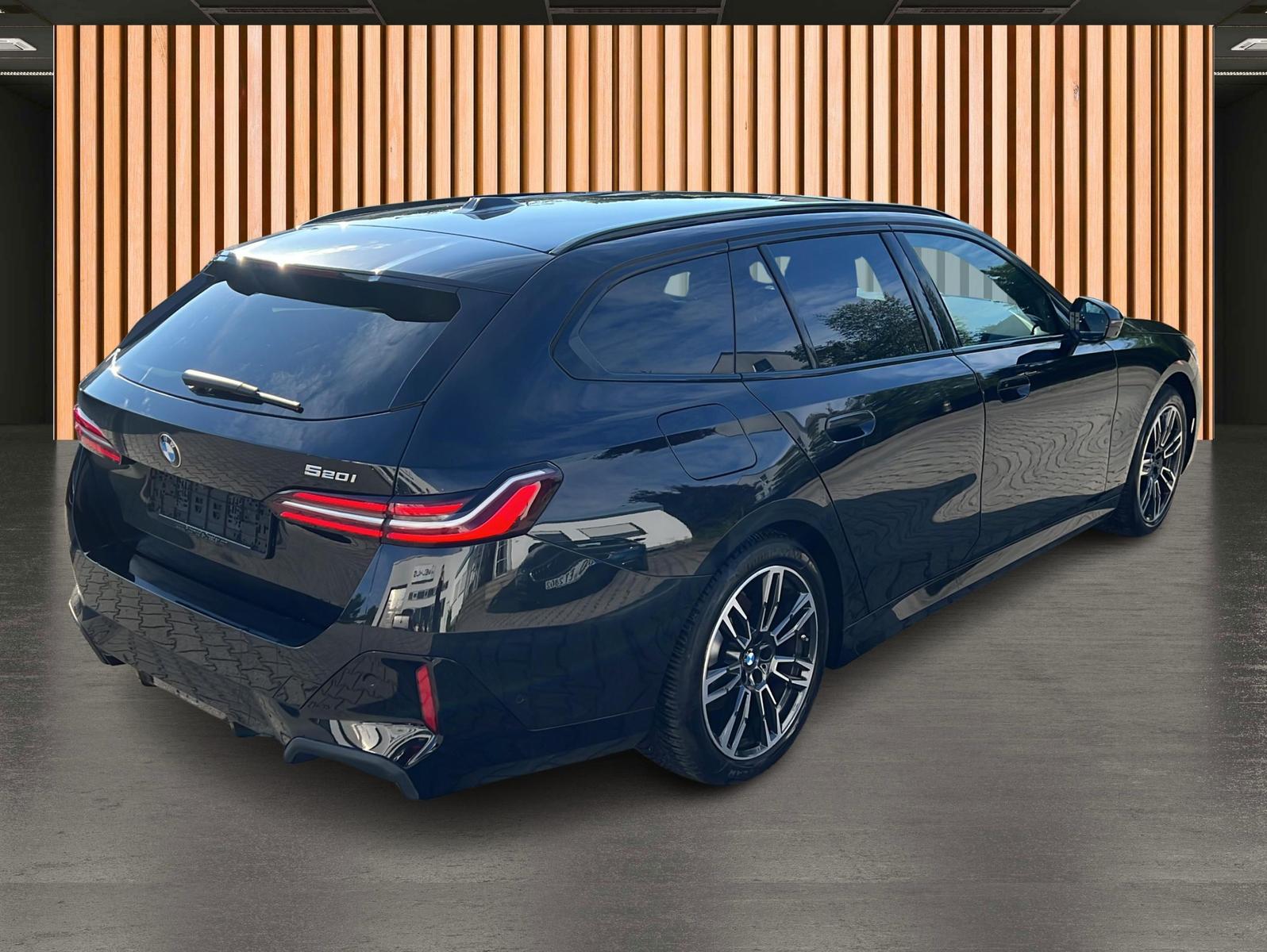 BMW 520 iA M Sport*Standheizung*AHK*UPE 79.000€