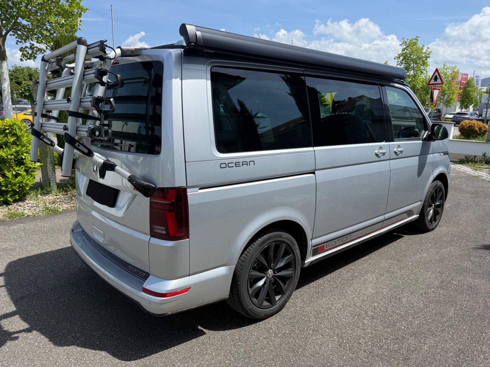 Volkswagen T6.1 California Edition Red . 2 foto 18