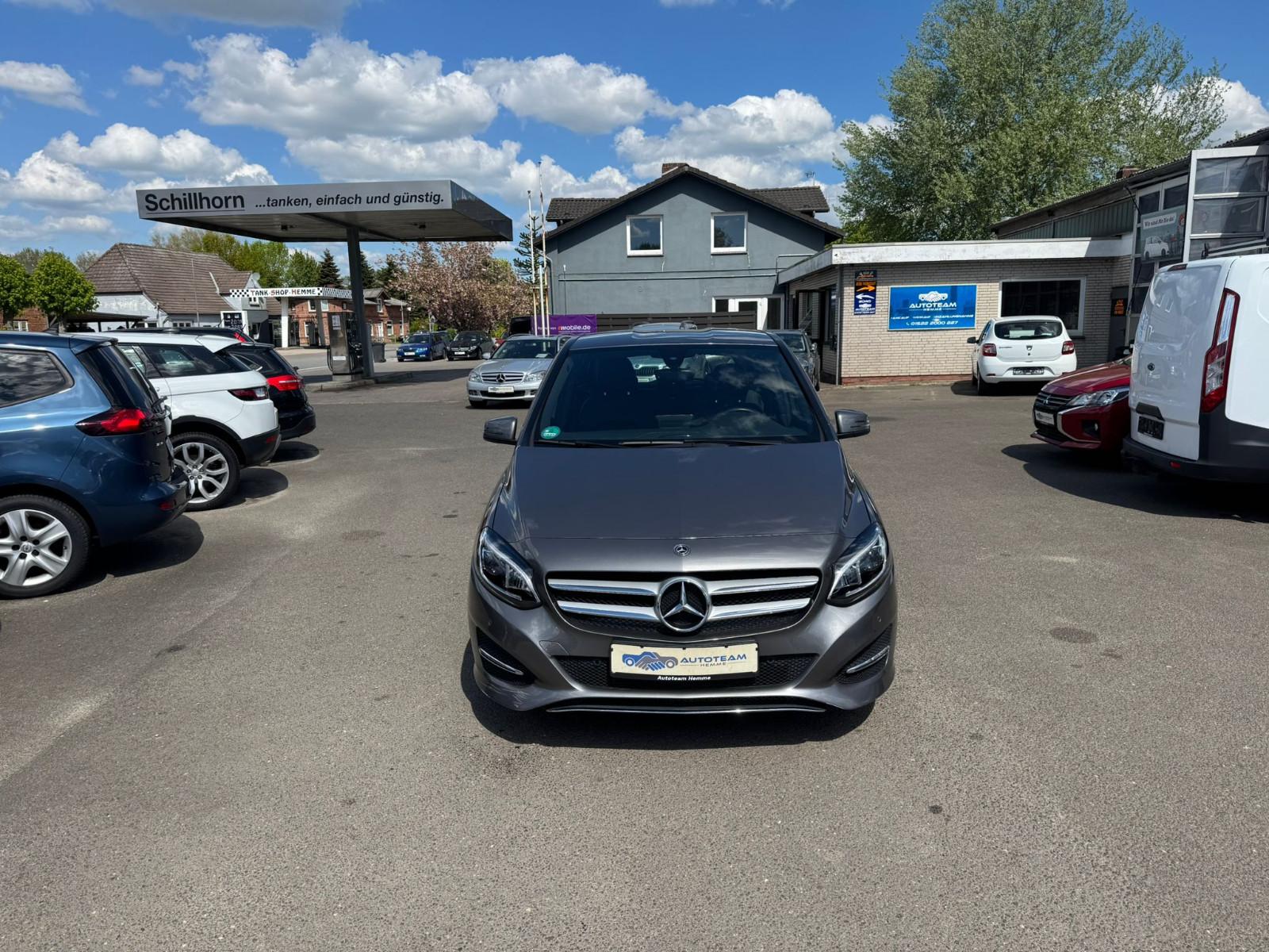 Mercedes-Benz B 180 HU+SERVICE NEU/1HAND/LEDER/KLIMA/NAVI