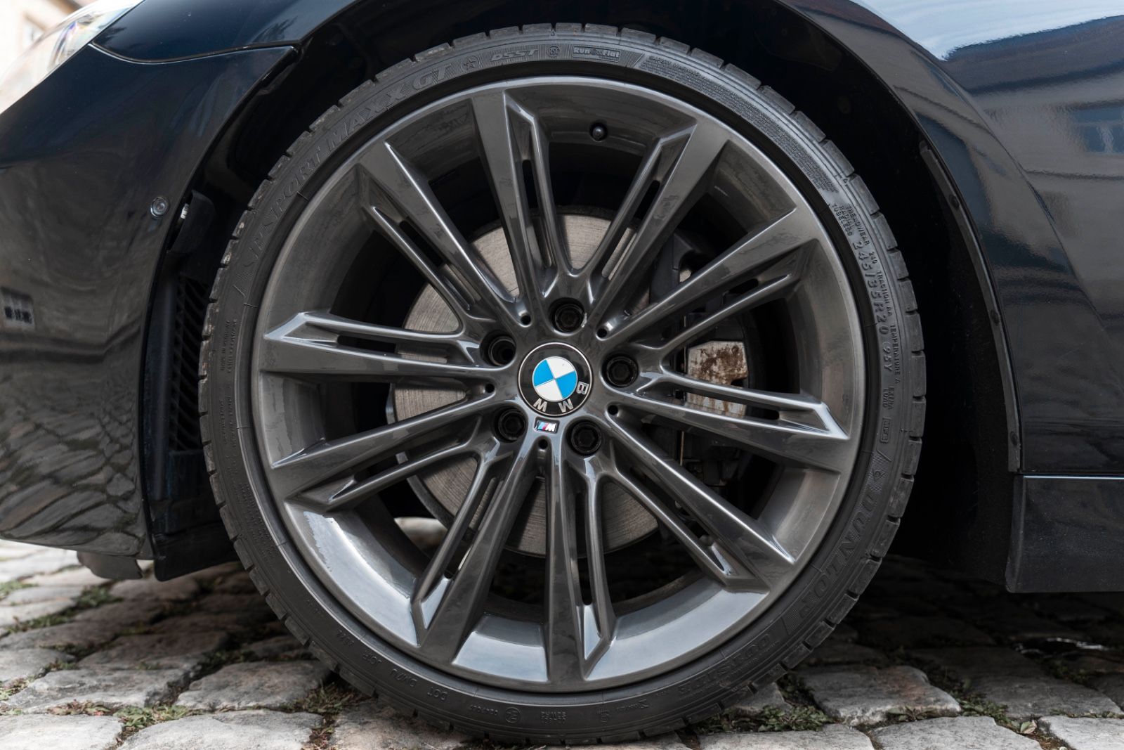 Fahrzeugabbildung BMW 650ix GC M-SPORT MASSAGE HUD H&K KAM CARPLAY