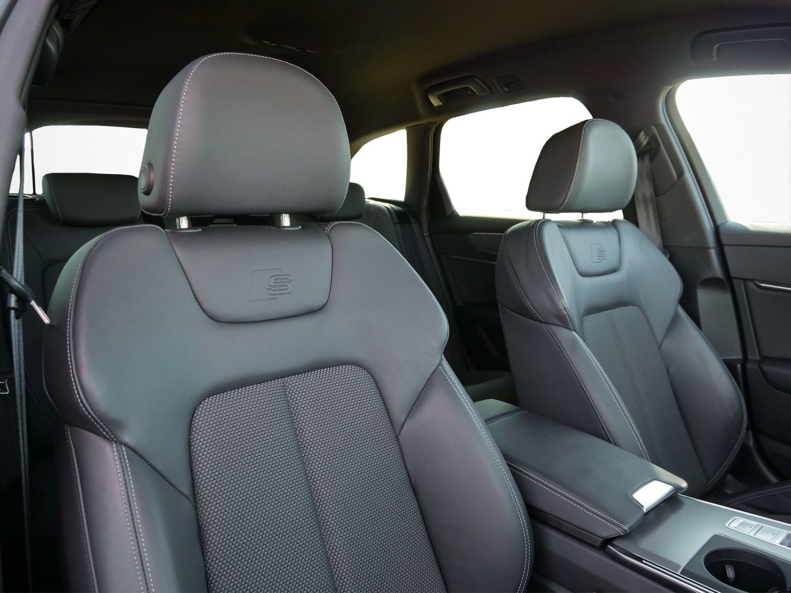 Audi A6 - Bild 10