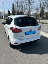 Ford B-Max 1,0 EcoBoost 74kW S/S SYNC Edition SYN... - Ford B-Max mit Benzin-Antrieb: Limousine, Schaltgetriebe