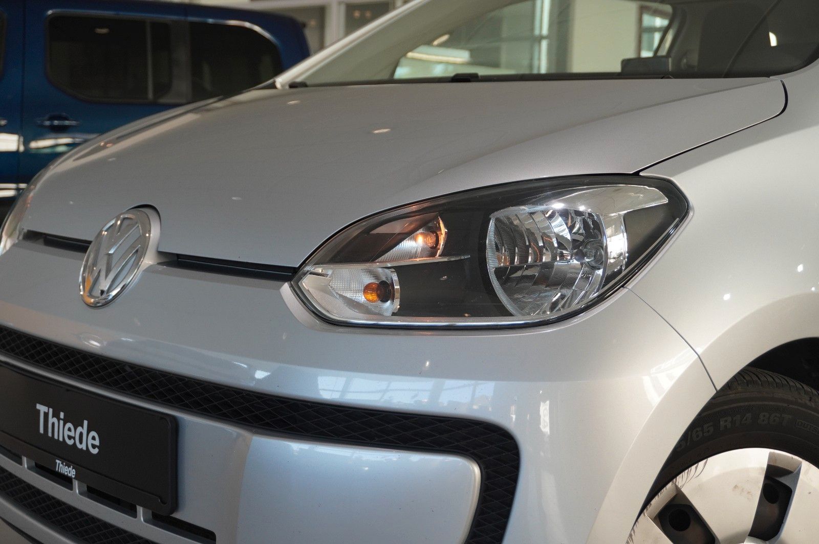 Fahrzeugabbildung Volkswagen up! 1.0 MOVE 3-TÜR NAVI/KLIMA/SPORT/CD/AUX/TÜV