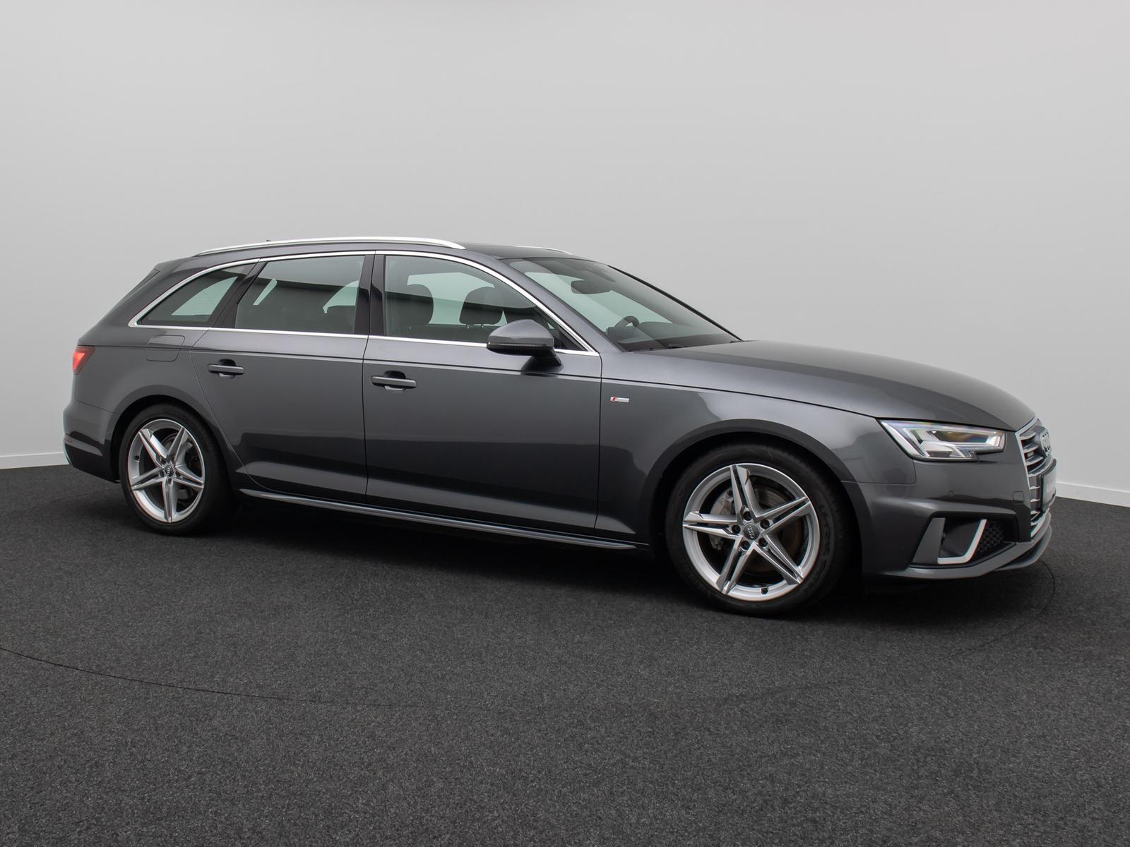 Audi A4 quattro SLine Kamera DAB Massage Panorama 18"