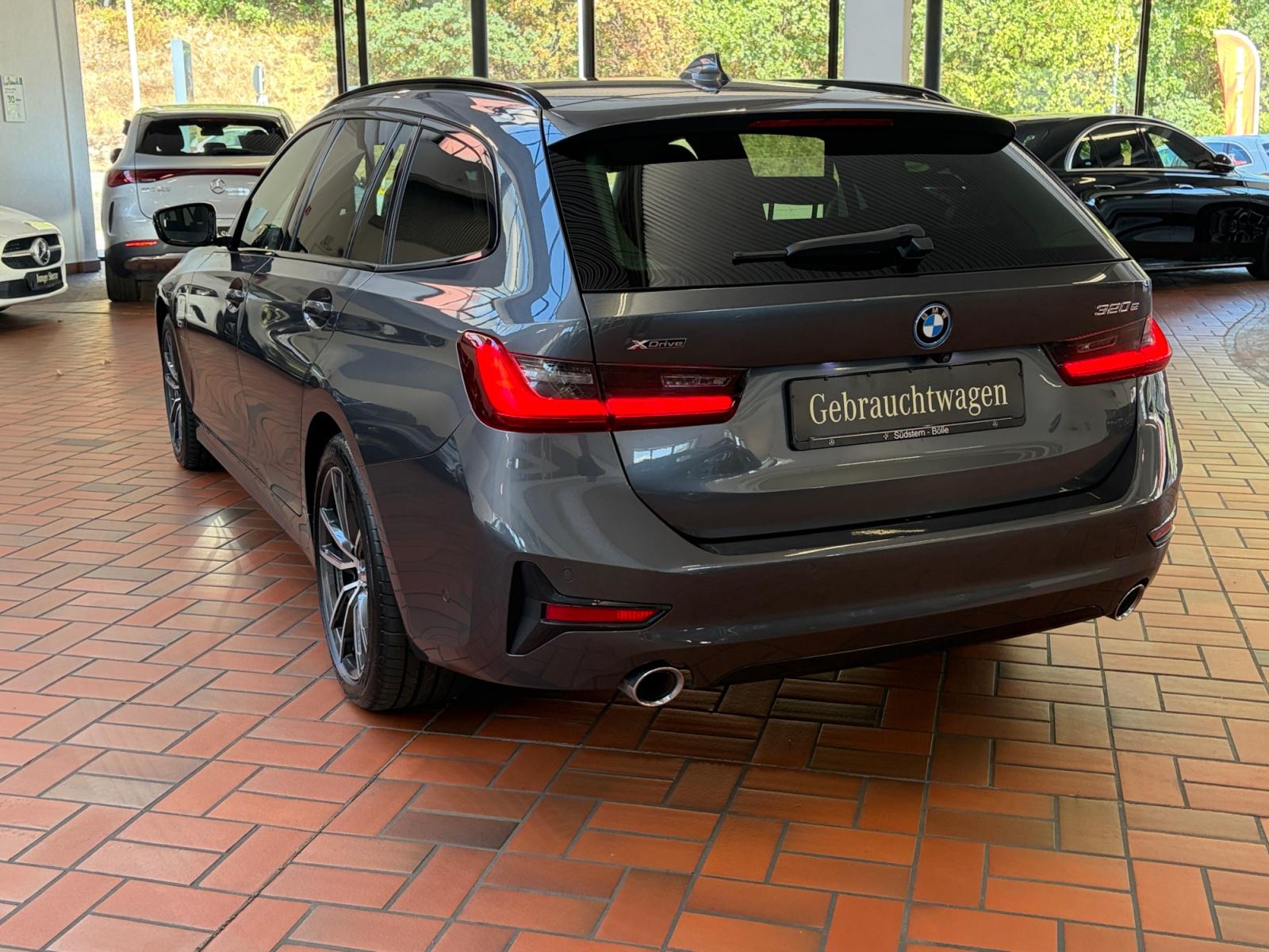 BMW 320 e Touring xDrive Sport Line AHK+ABSTANDSTEMP
