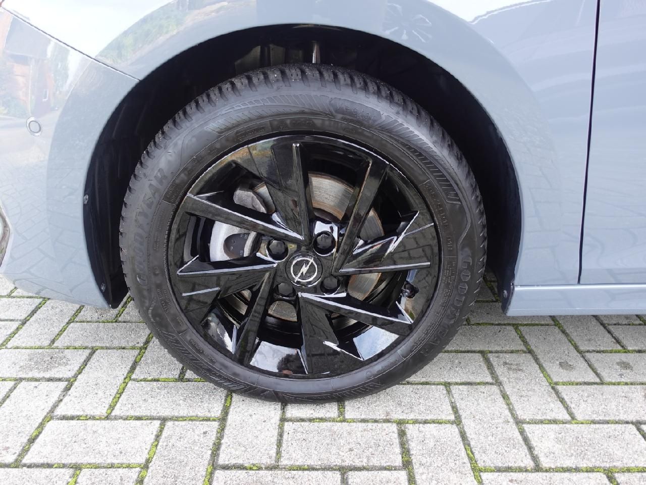 Fahrzeugabbildung Opel Corsa 1,2 GS-Line