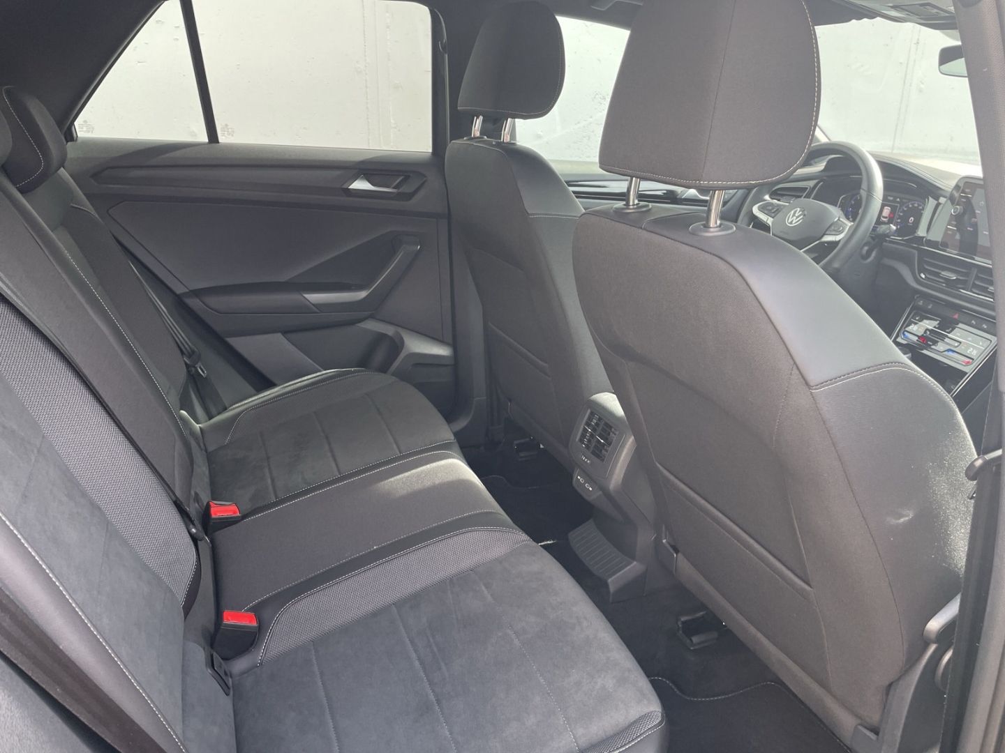 T-Roc 1.5TSI DSG R-Line AHK/Kamera/Matrix/Keyles