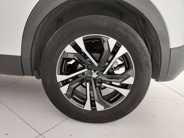 Peugeot 2008 - 11