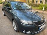 Skoda Rapid 1.0 TSI Spaceback TÜV Neu AHK + Zubeh. 