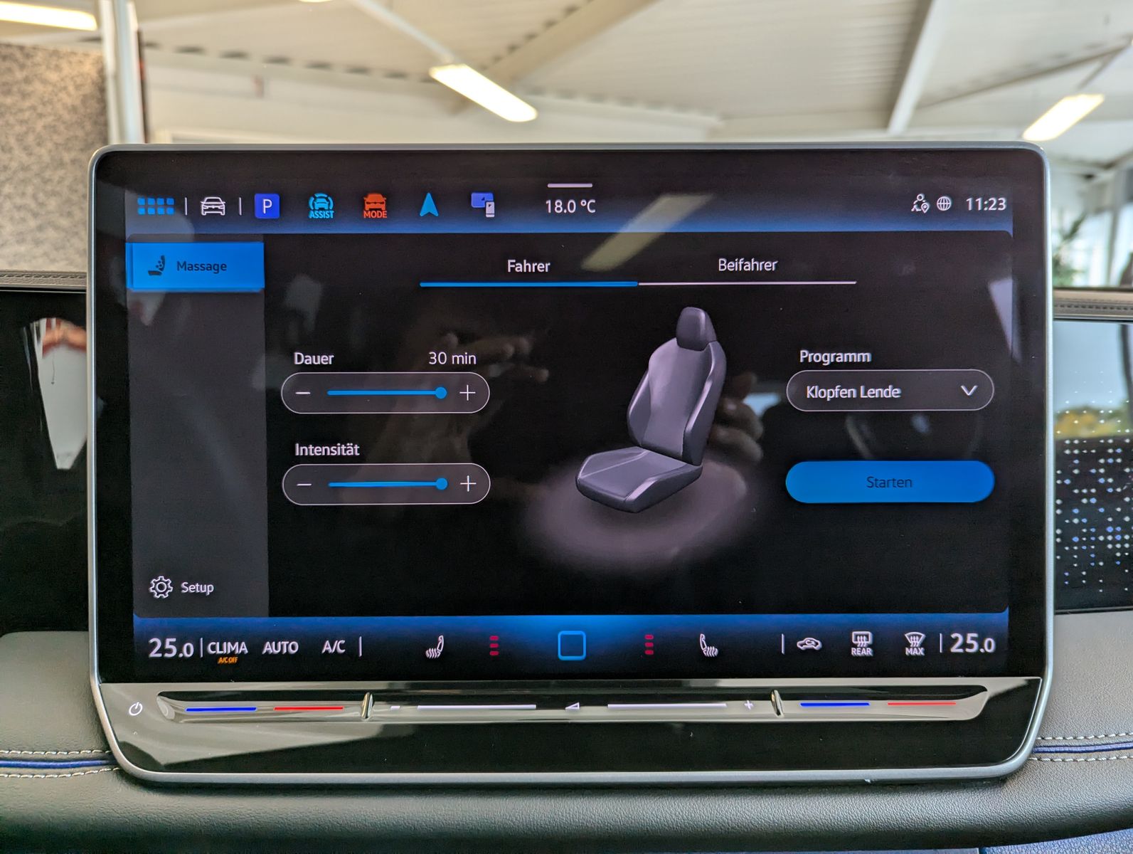 VW Tiguan 2.0TDI R-Line 4M Pano Black AHK Matrix 20 - Image 33