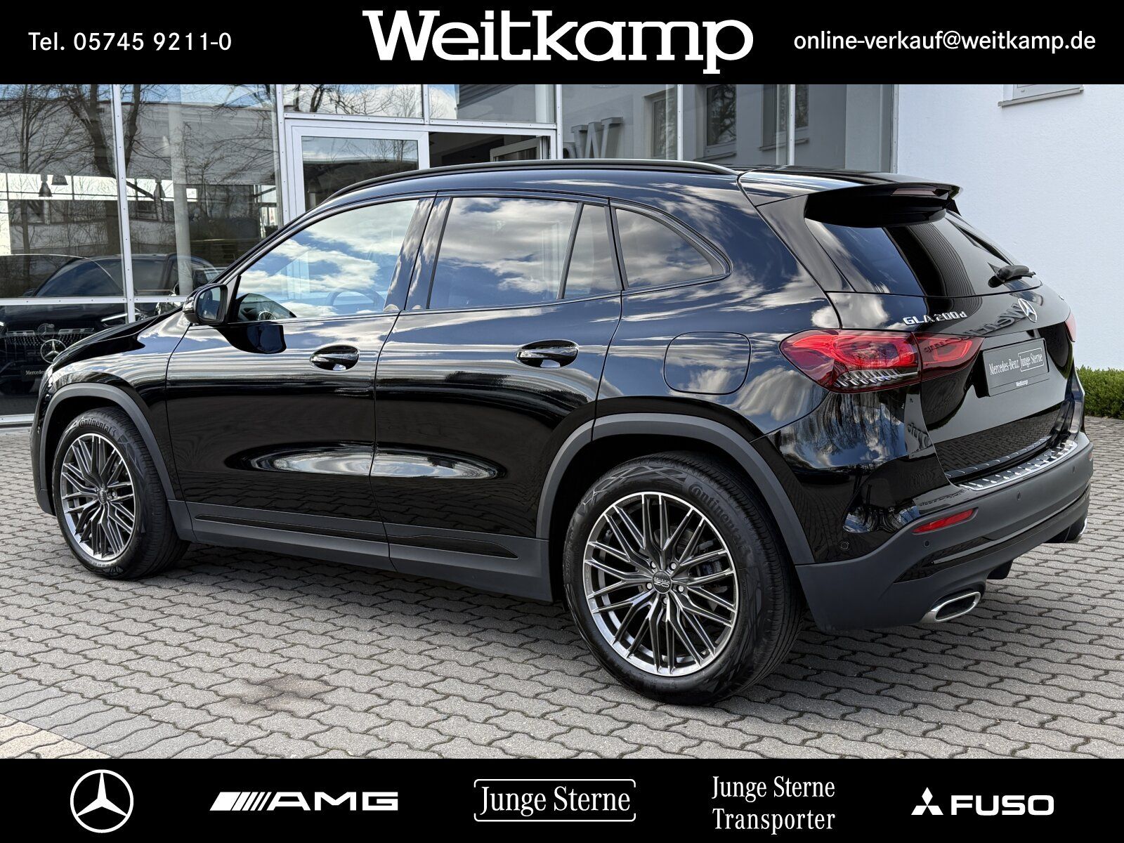 Mercedes-Benz GLA 200 d 4MATIC AMG AHK PANO DISTRONIC KAMERA foto 22