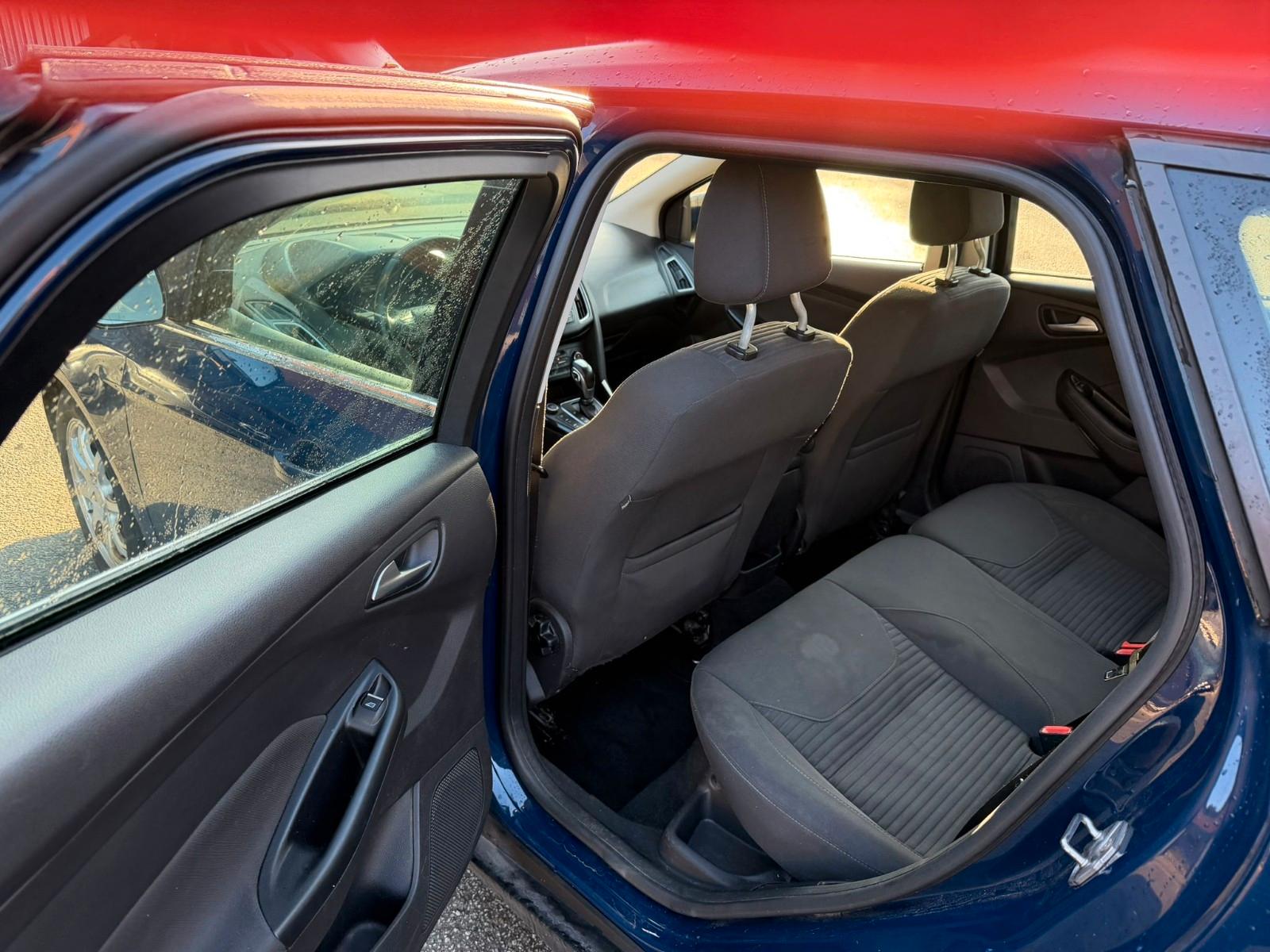 Ford Focus 2015 — photo 7