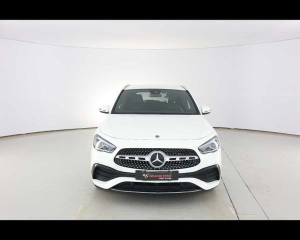 Mercedes-Benz MERCEDES-BENZ GLA 180 d Automatic Premium