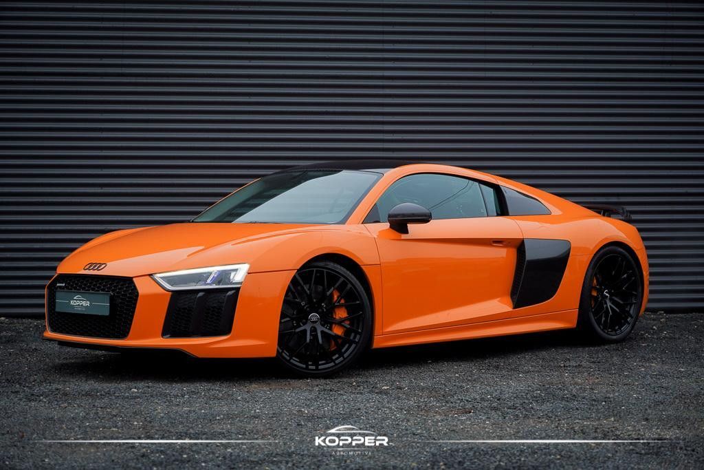 Audi R8