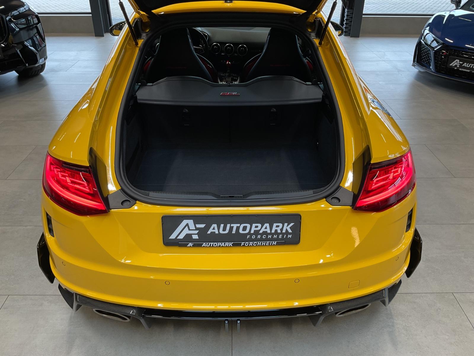 Audi TT RS Coupe Akropovic B&O Matrix 440PS 280km/h