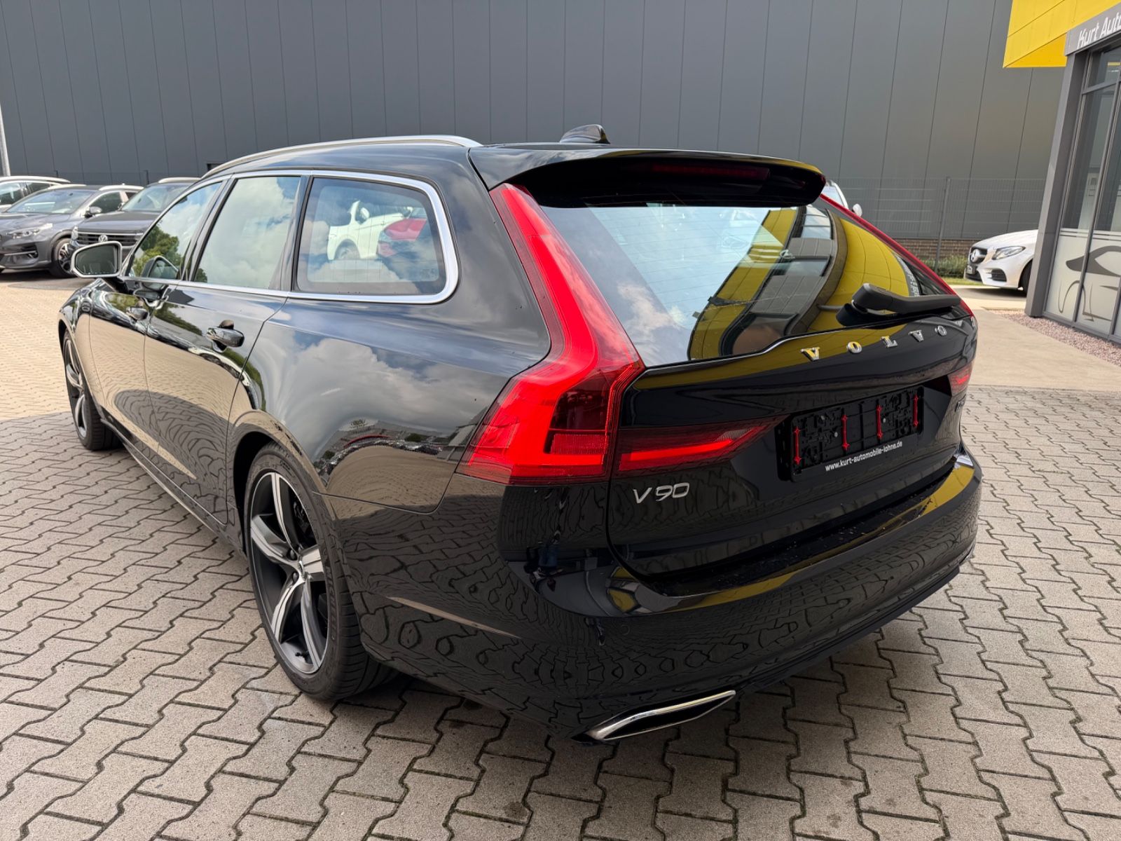 Volvo V90 Kombi R Design AWD/ALLRAD/SPORTPAK*/PANO/KAM foto 5