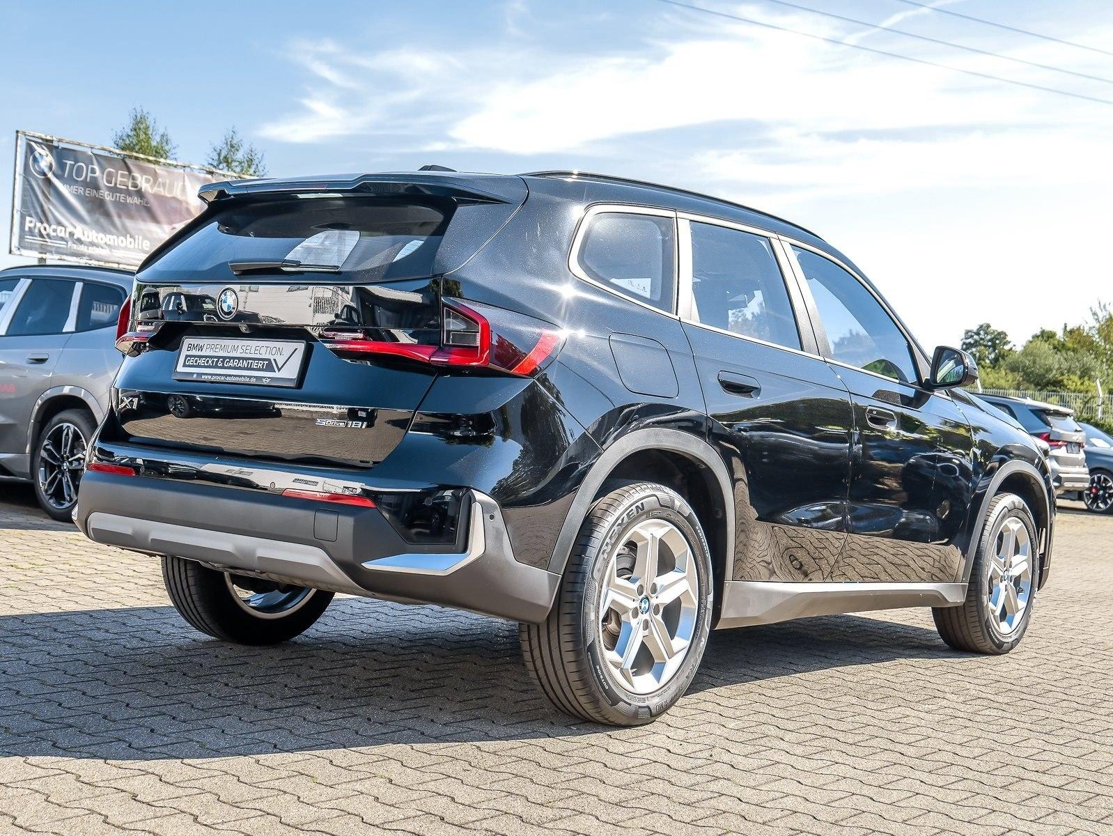 BMW X1 sDrive18i HUD+ACC+AHK+RFK+NAVI+Parkassistenz+