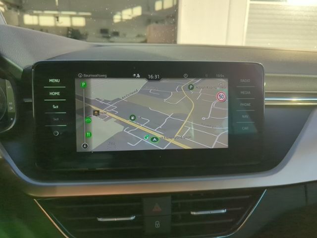 Fahrzeugabbildung SKODA Kamiq 1.0 TSI DSG Style NAV KOMFORT ACC TRAVEL A