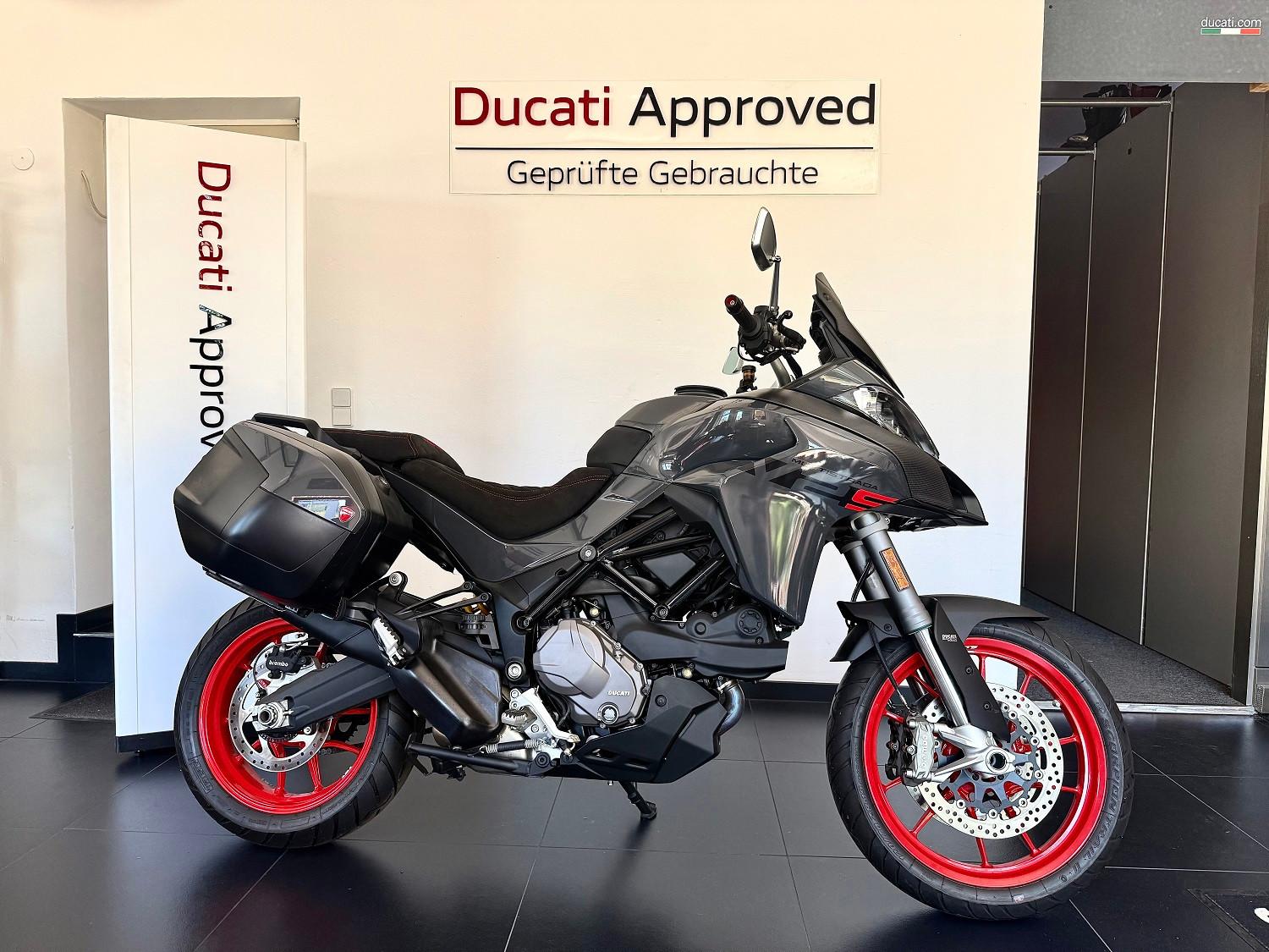 Ducati Multistrada V2S Travel