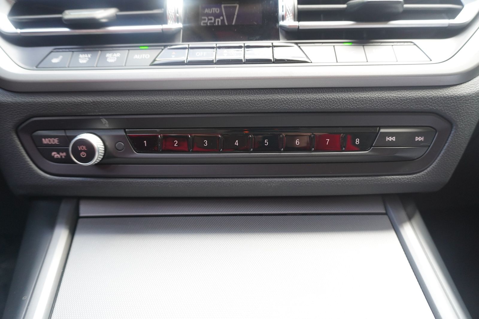 BMW 318d Advantage 360° AHK Virtual Cockpit Tempomat foto 24