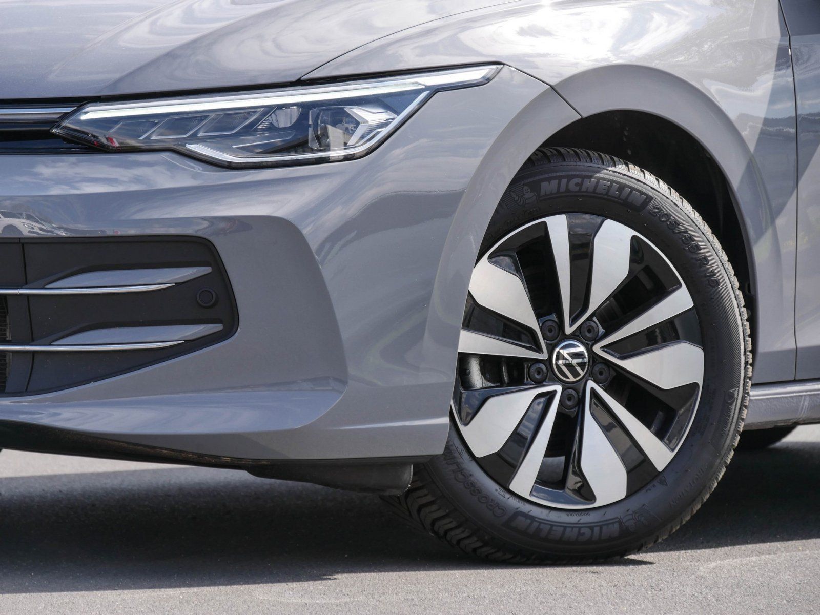 Volkswagen Golf - Bild 6