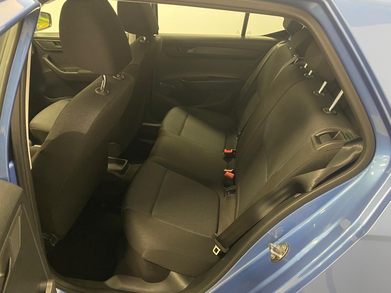 Fahrzeugabbildung SKODA Fabia 1.0 MPI Cool Plus KLIMA+ALLWETTER+1. HAND+