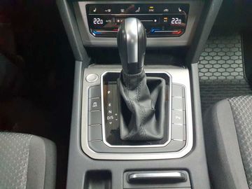 Volkswagen Passat Variant - 10
