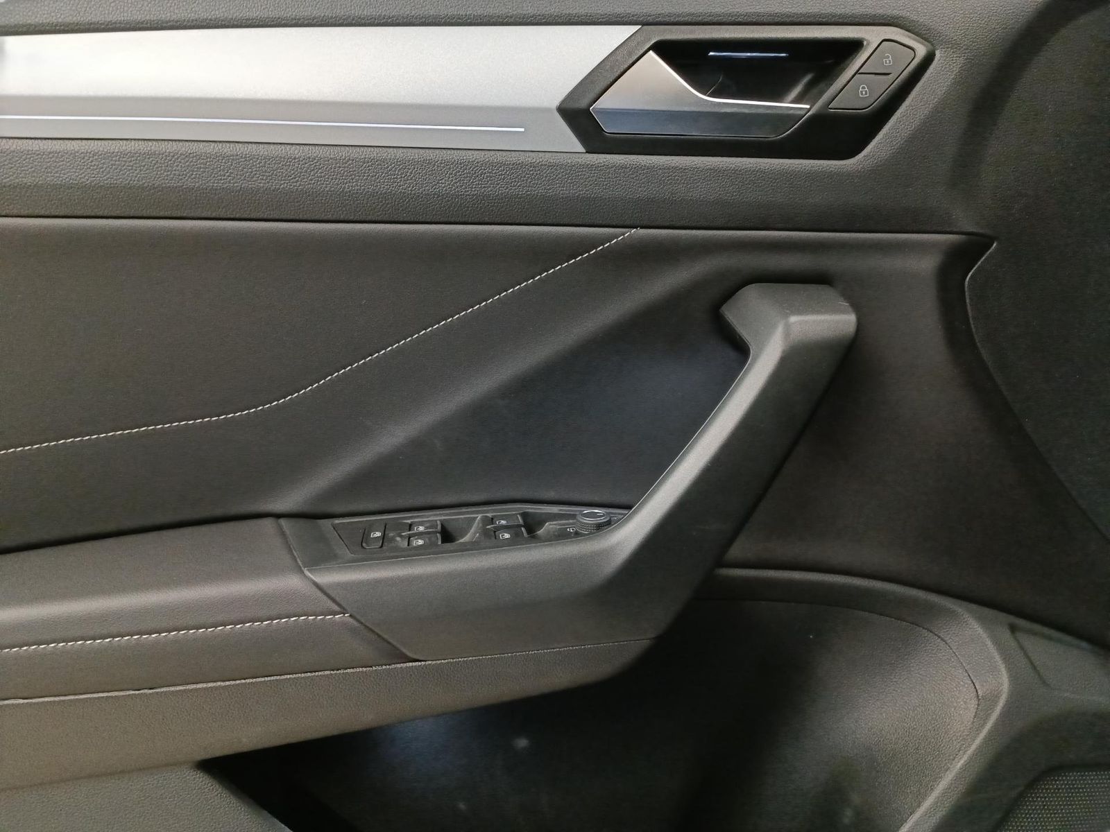 Volkswagen T-Roc - Bild 17