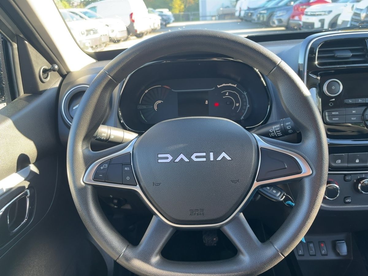 Fahrzeugabbildung Dacia Spring Essential ELEC 45 - mit KI generiert/bearbeitet