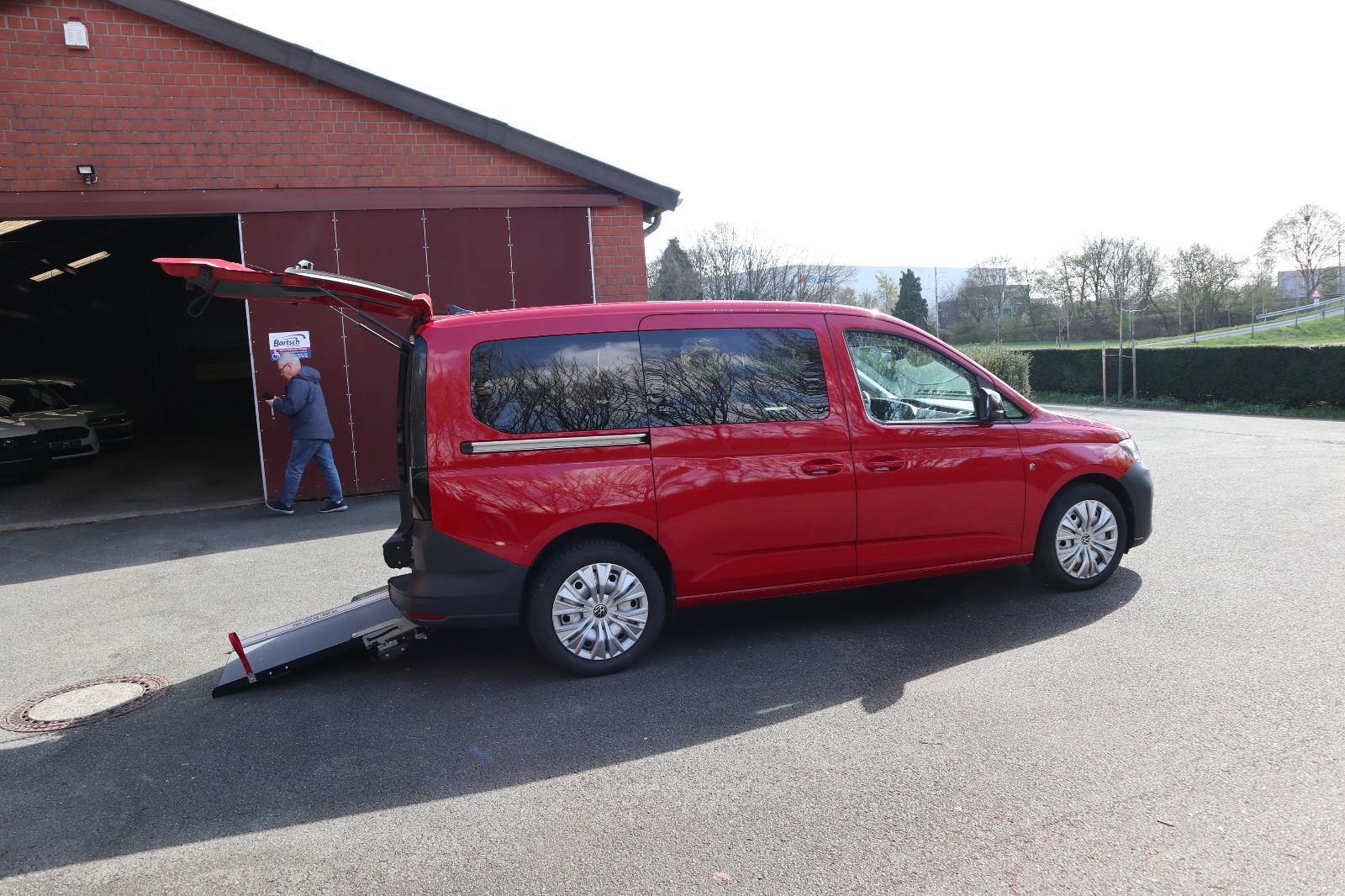 Volkswagen Caddy Maxi 2,0 TDI DSG*neue Rollstuhlrampe*AMF-B