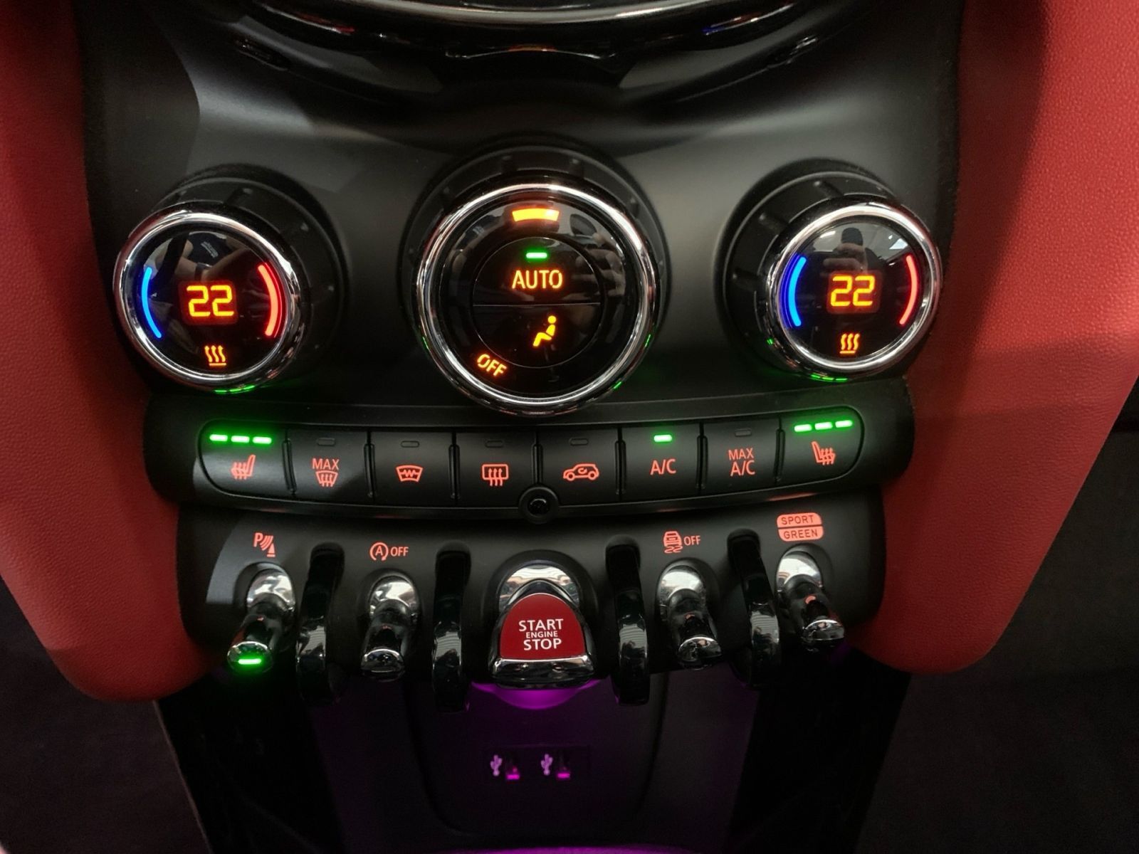 Fahrzeugabbildung MINI Cooper S Cabrio Navi LED Kamera