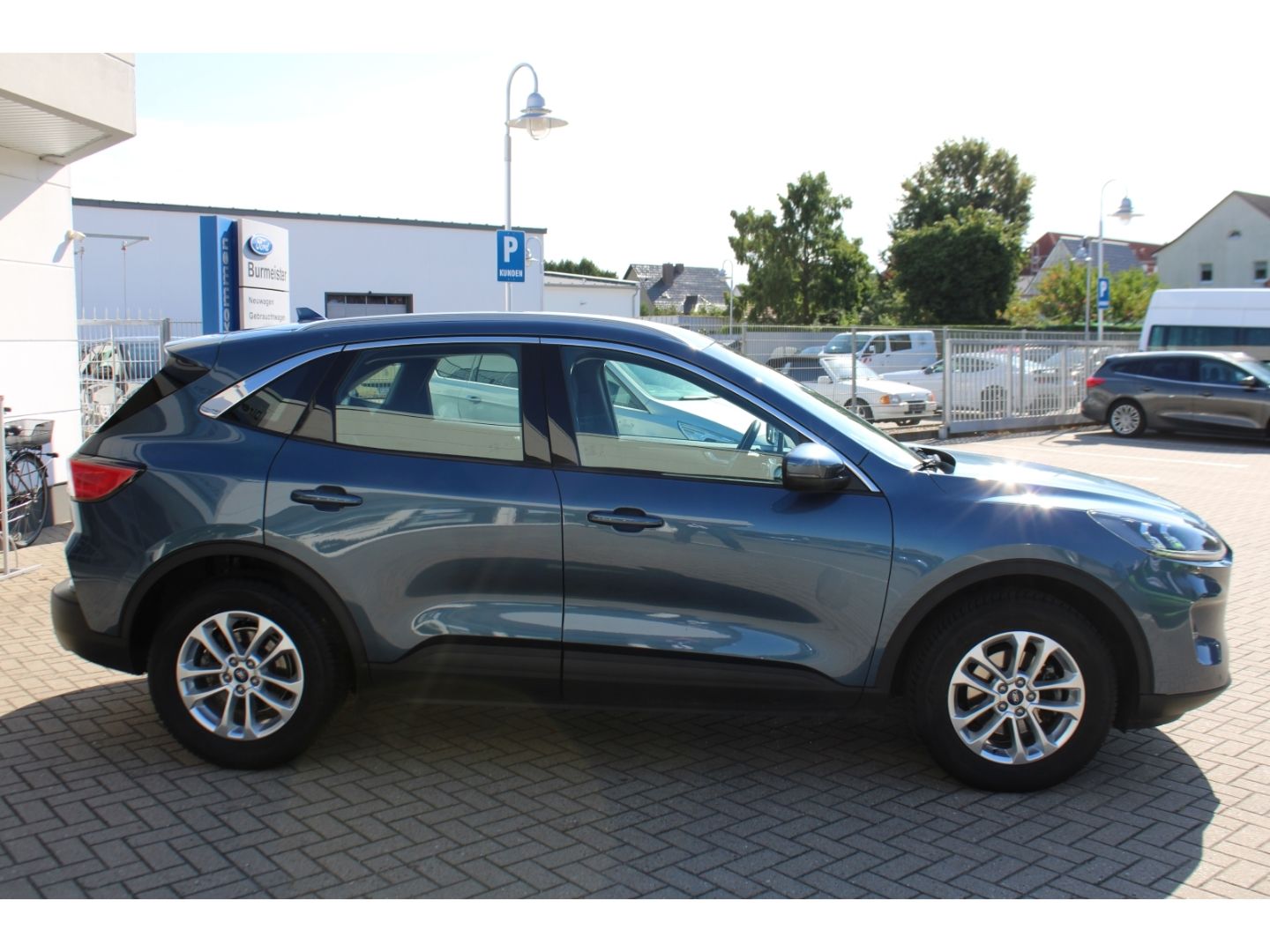Fahrzeugabbildung Ford Kuga Titanium 2.0 EcoBlue 4x4 LED HeadUp Navi RF