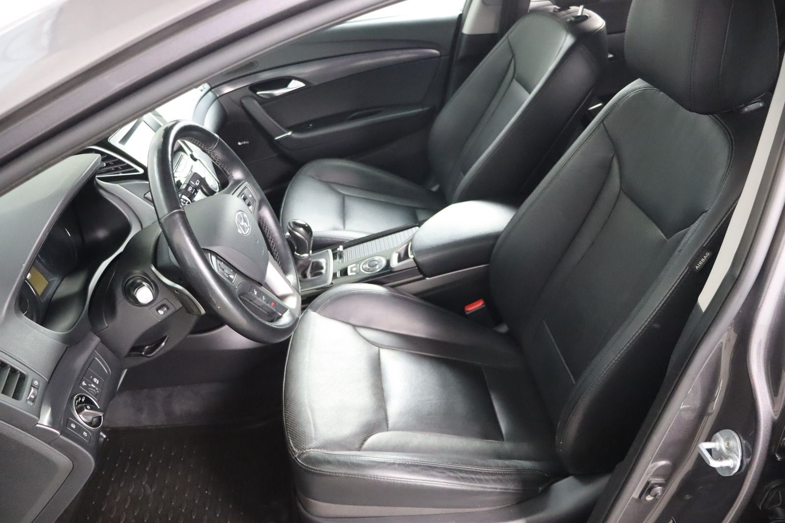 Fahrzeugabbildung Hyundai i40 CW 1.6 CRDi Space Plus * Sitzhzg./-lüftung