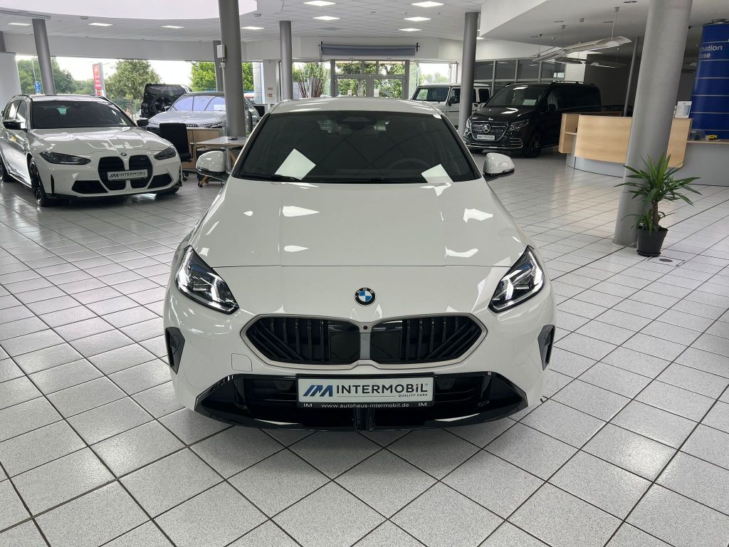 BMW 120 M-Sport*HUD*H-K*ACC*KEYL*SHADOW*TOTW*360°