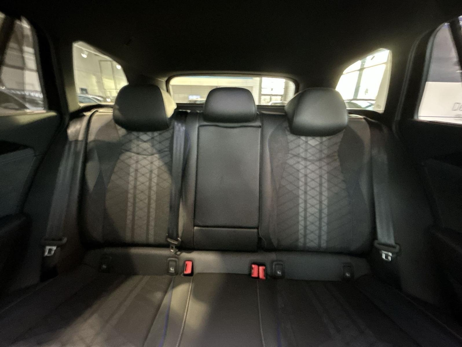 Volkswagen Passat 2.0 TDI DSG R-Line BlackStyle Winterräder