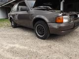 Ford Escort 1,6 D in gepflegtem Zustand, 2 tl - Ford Escort aus 1986