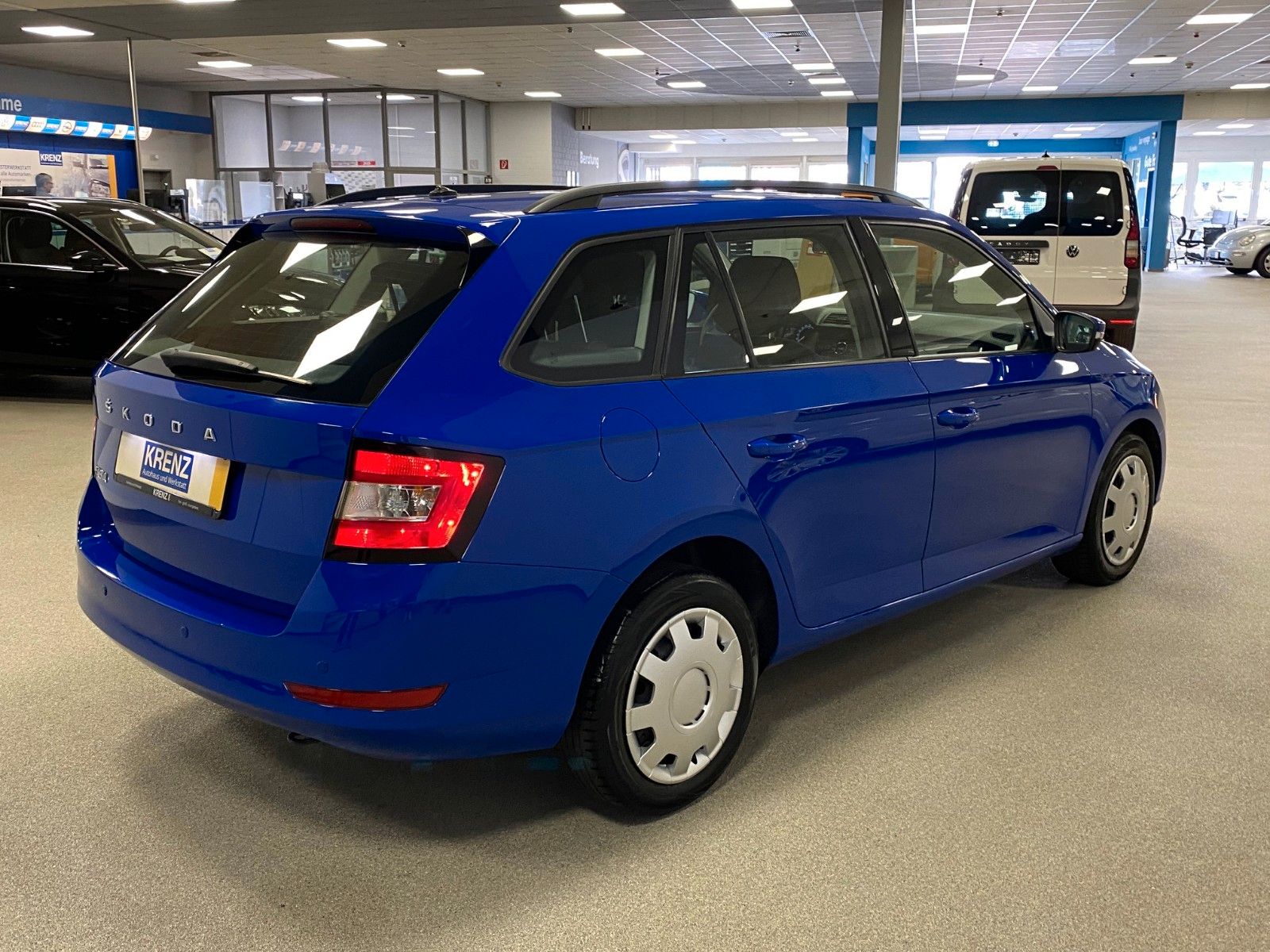 Fahrzeugabbildung SKODA Fabia 1.0 TSI Active Combi+KLIMA+GARANTIE+PDC+BC