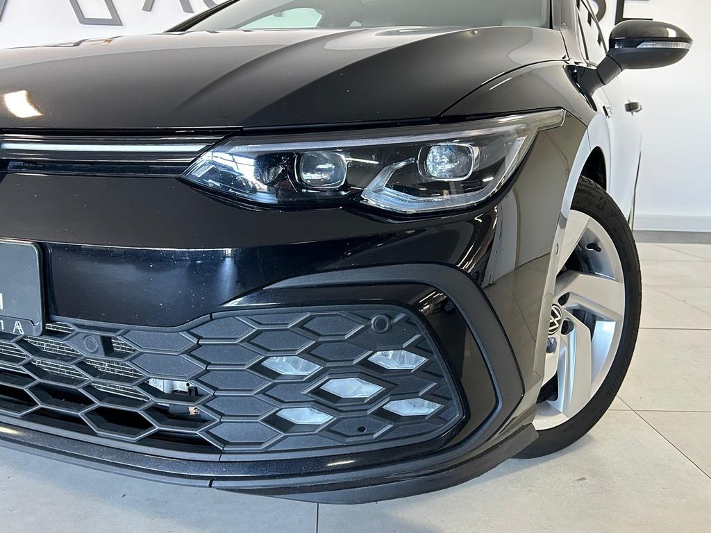Volkswagen Golf VIII Lim GTD BLACK*PANO*ViCo*STH*H&K*MATRIX