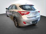 Hyundai i30 1.4 T-GDI blue Trend PDC Klima SzHzg - gebrauchte Hyundai i30 aus dem Jahr 2016