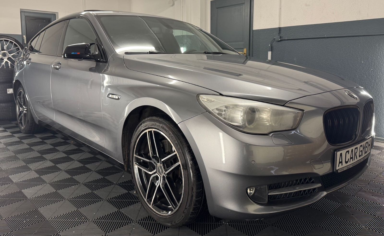 BMW 530 Gran Turismo - 1