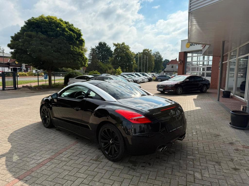 Peugeot RCZ