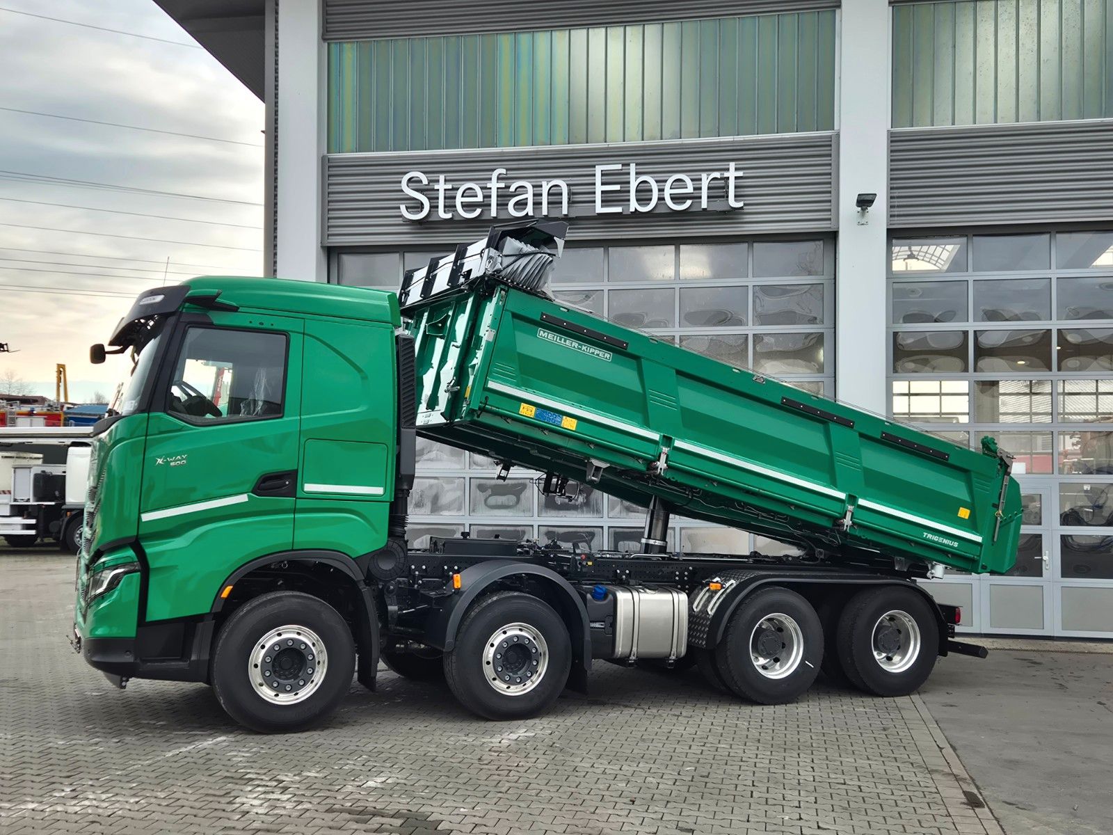 Fahrzeugabbildung Iveco AS360X50Z/P HR ON+ 8x4 Meiller AHK Intarder Cam