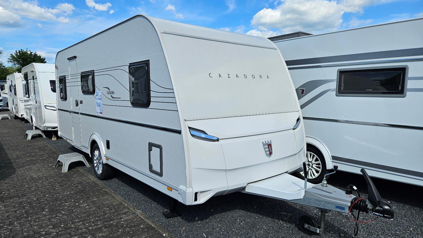 Tabbert Cazadora 490TD, 3 Pakete, 2.000 kg