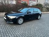Audi A6 2.0TDI 137.000Km Scheckheft 2Hand - Audi A6 aus 2011: Kombi