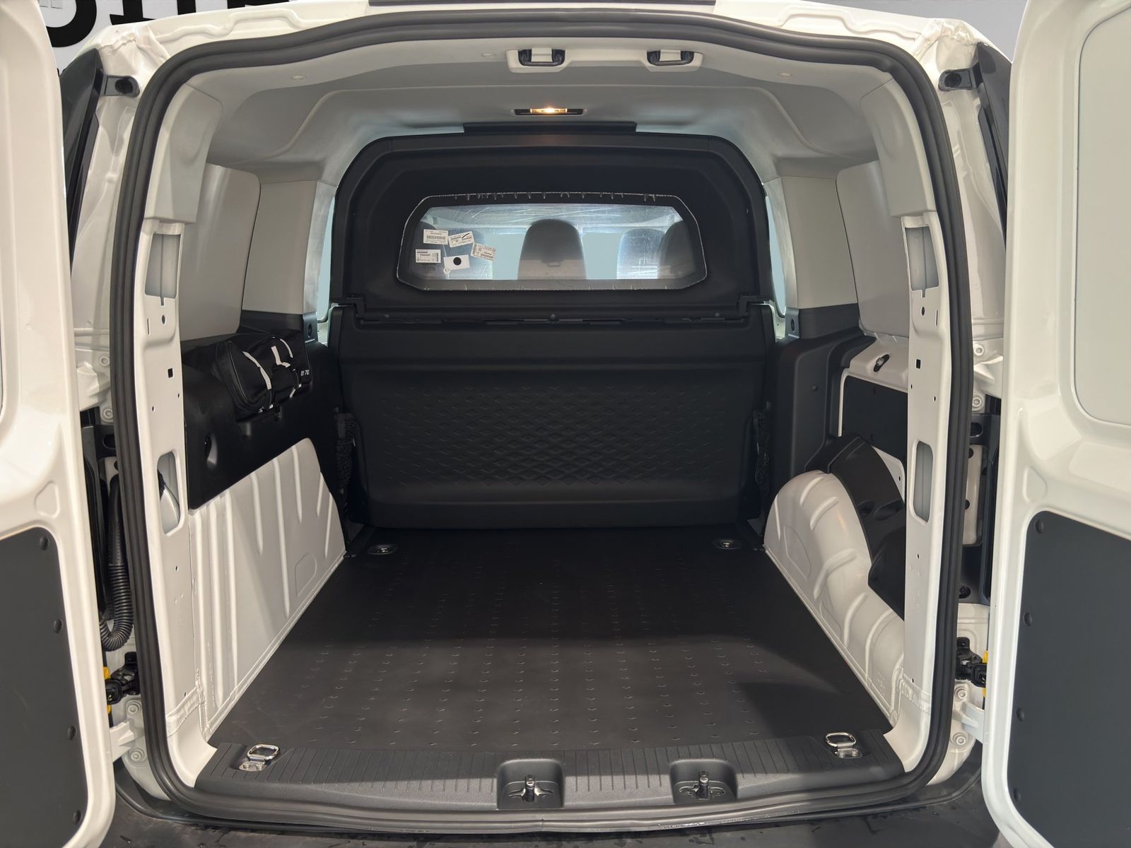 Volkswagen Caddy Maxi - Bild 8