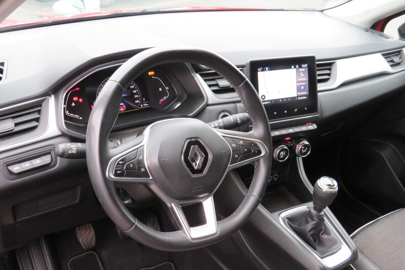 Fahrzeugabbildung Renault Captur II "INTENS" AHK NAVI 18` KAMERA SITZH.