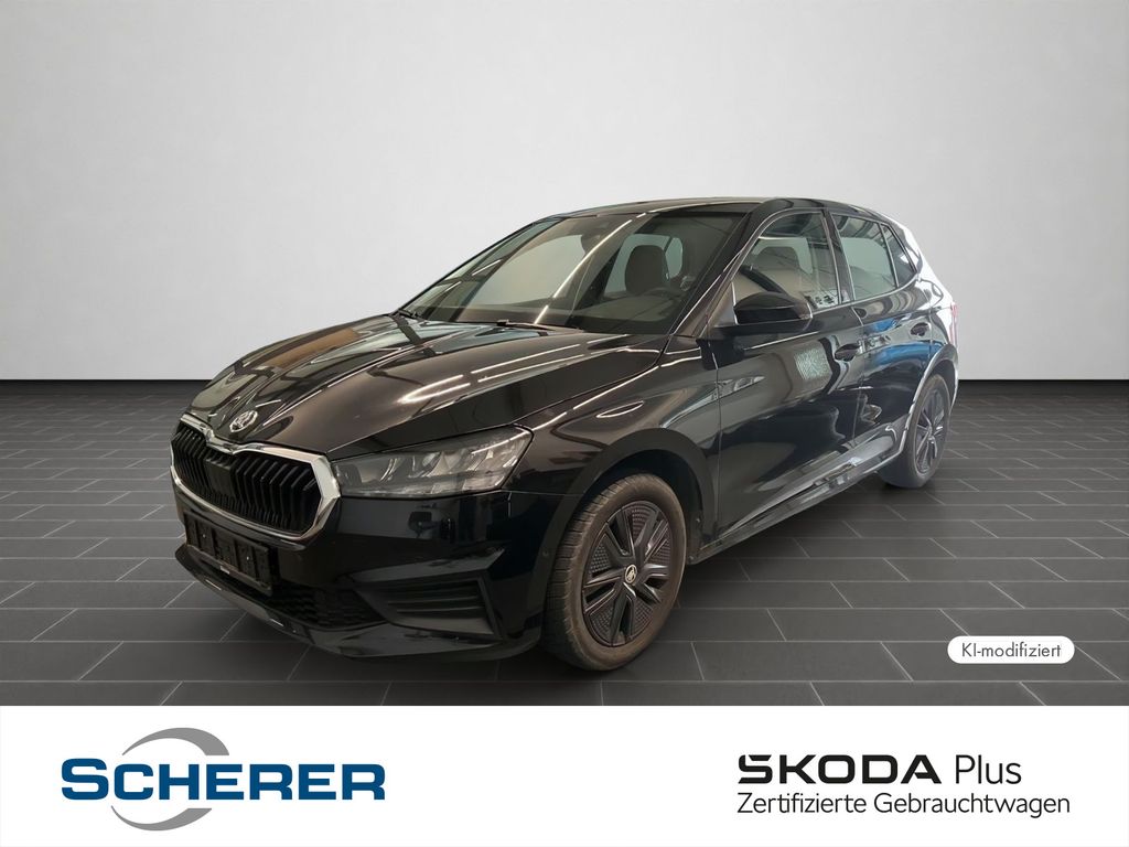 Fabia 1.0 Ambition PDC LED SMART LINK