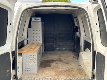 Volkswagen Caddy - 9