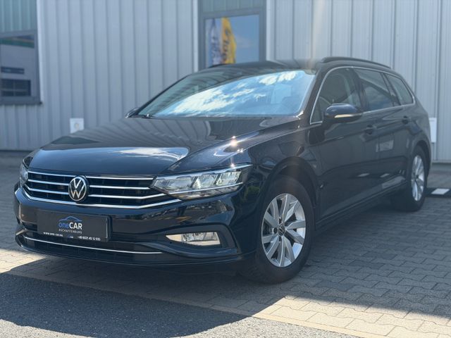 VW Passat Var. 2.0 DSG ACC Spur CarPlay Massage Kam